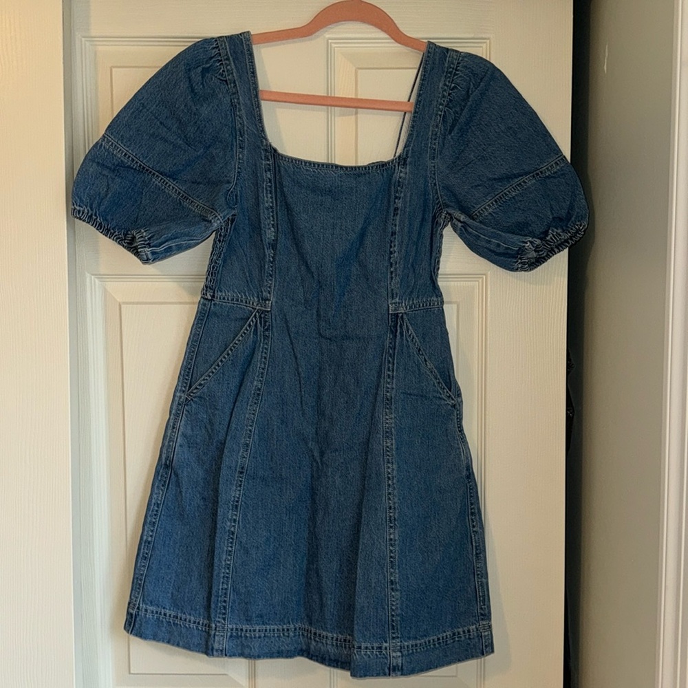 Madewell Blue Denim Dress – Size 4 (Runs Slightly Large), Puff Sleeves & Pockets